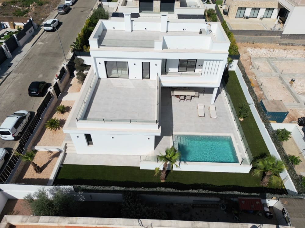 3 bedroom Villa for sale in Marratxi with pool garage - € 1,800,000 (Ref: 10021718)