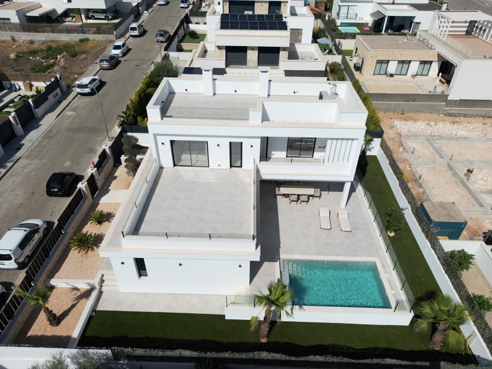 3 bedroom Villa for sale in Marratxi with pool garage - € 1,800,000 (Ref: 10021718)
