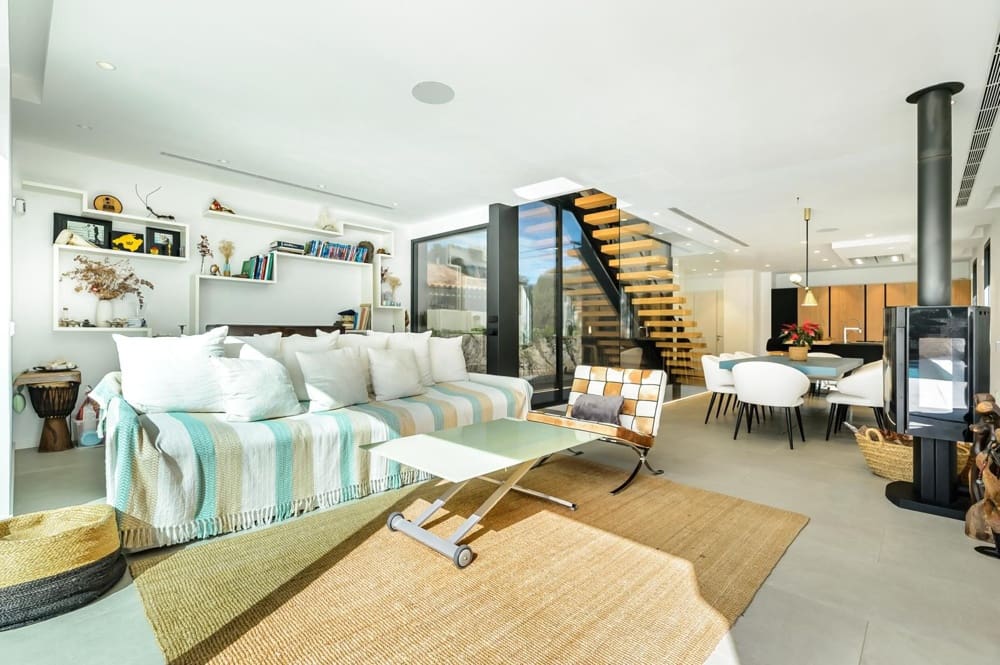 4 soveværelse Villa til salg i Bendinat med swimmingpool garage - € 5.400.000 (Ref: 10023126)