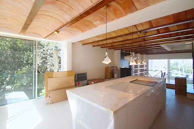 4 sypialnia Dom na sprzedaż w Mal Pas-Bon Aire, Alcúdia z garażem - 3 950 000 € (Ref: 10060540)