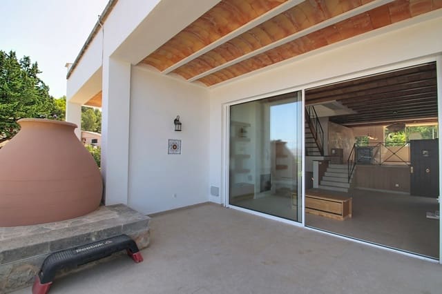4 sypialnia Dom na sprzedaż w Mal Pas-Bon Aire, Alcúdia z garażem - 3 950 000 € (Ref: 10060540)