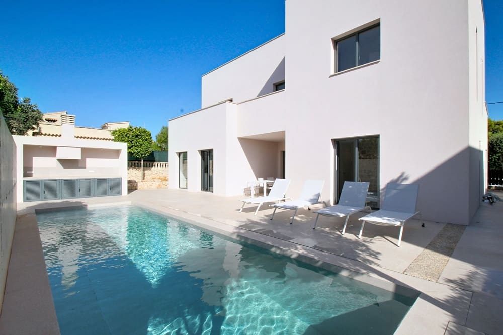 Chalet de 4 habitaciones en Santanyí en venta con piscina garaje - 2.100.000 € (Ref: 10060541)