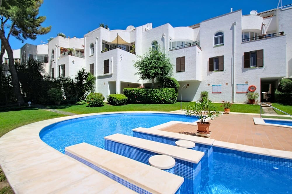 3 bedroom Flat for sale in Sol de Mallorca with pool garage - € 540,000 (Ref: 10060542)