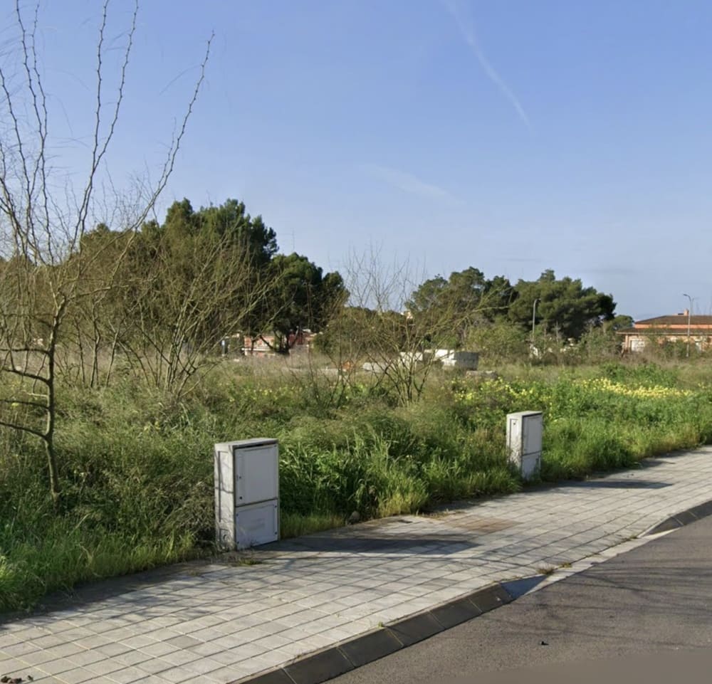 Grunde uden byggetilladelser til salg i L'Arenal / S'Arenal - € 950.000 (Ref: 10089994)