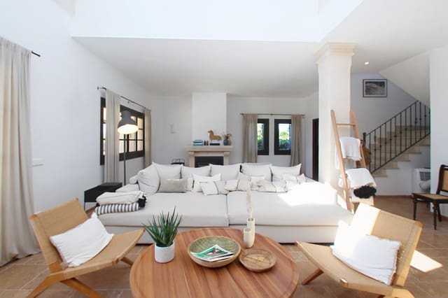 4 quarto Casa em Banda para venda em Llucmajor com piscina garagem - 3 750 000 € (Ref: 10117096)