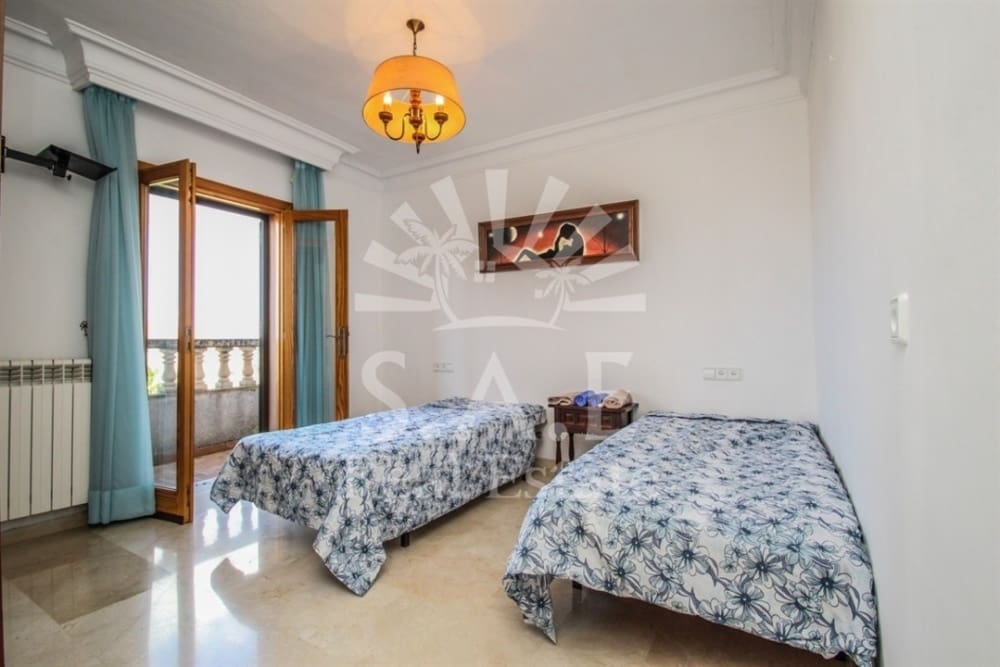 5 chambre Maison de Ville à vendre à Les Palmeres avec garage - 785 000 € (Ref: 6791568)