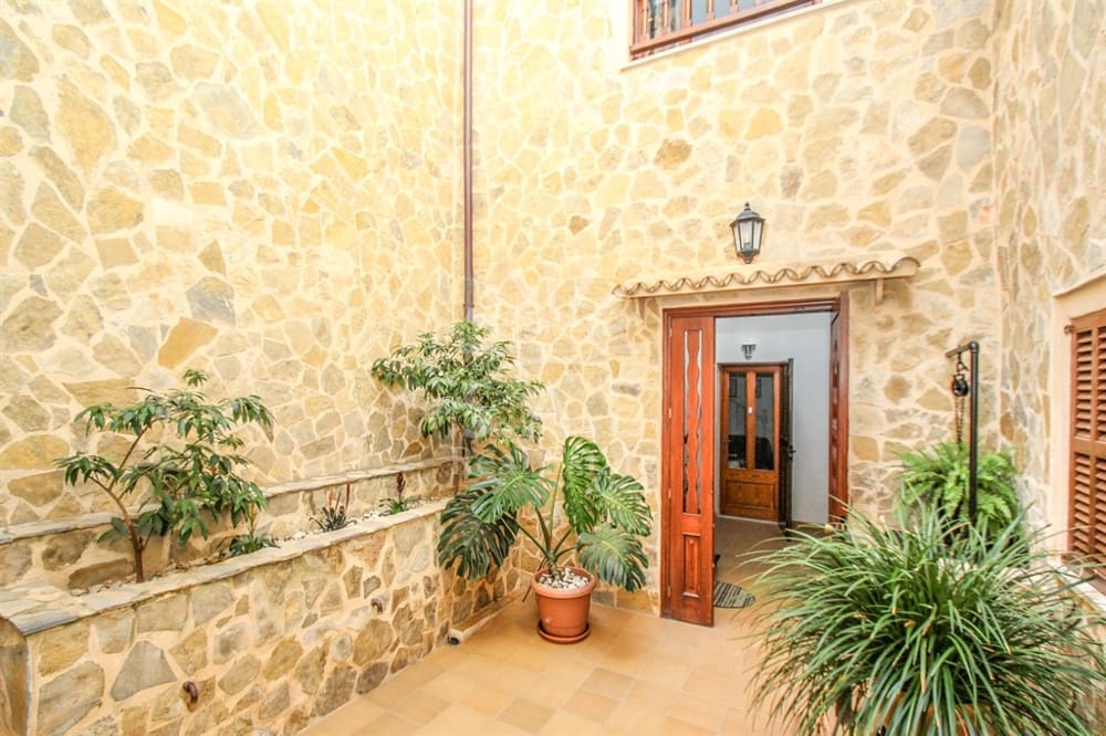 15 soveværelse Hotel til salg i Cala Ratjada - € 1.900.000 (Ref: 6995508)