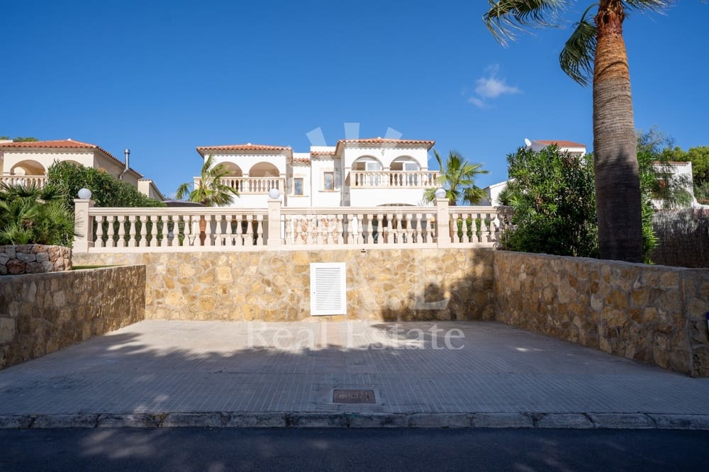 7 soverom Hus til salgs i Cala Pi - € 1 599 000 (Ref: 7079124)