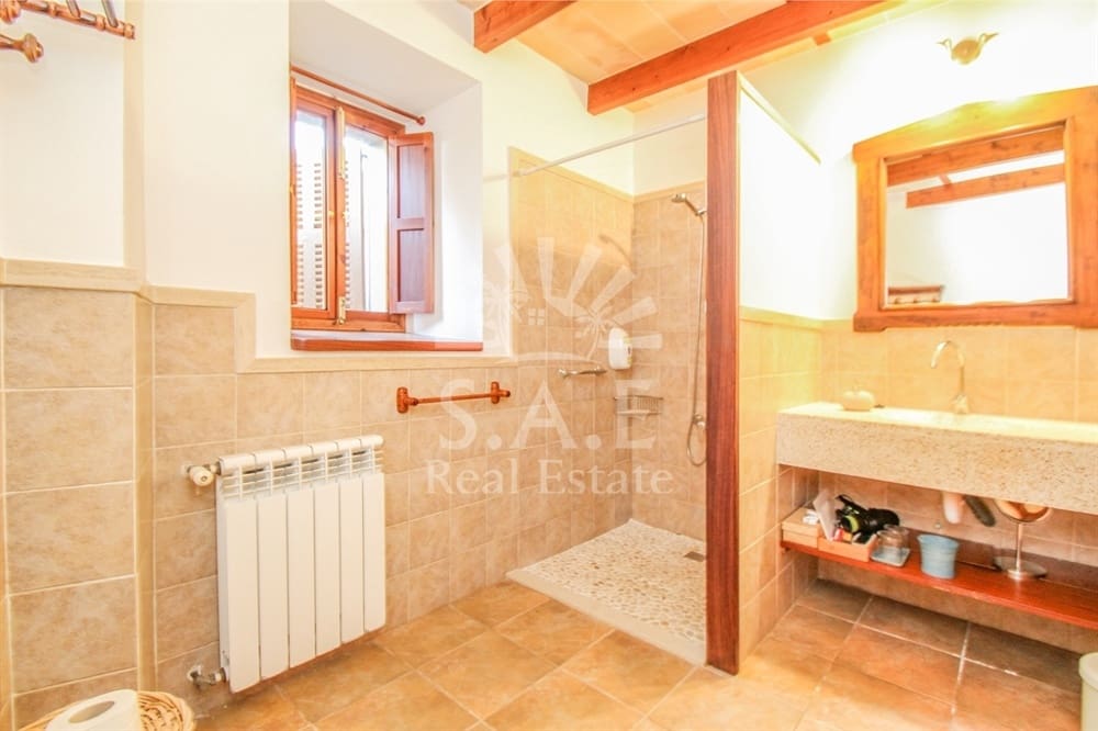 13 soveværelse Hotel til salg i Ses Salines - € 6.500.000 (Ref: 7388453)