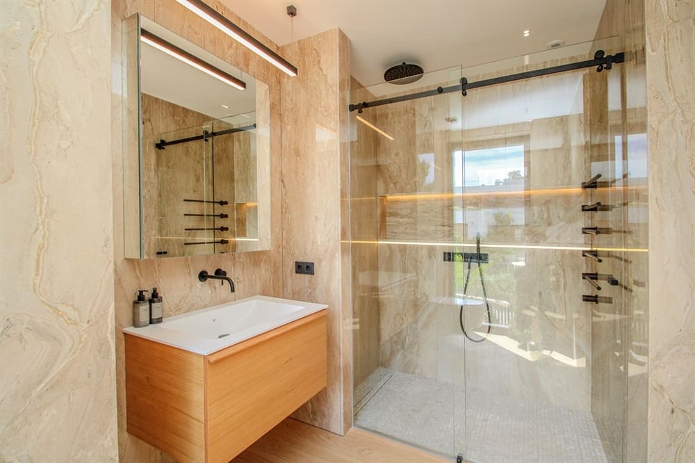 8 sypialnia Willa na sprzedaż w Santa Ponsa - 7 950 000 € (Ref: 7484893)