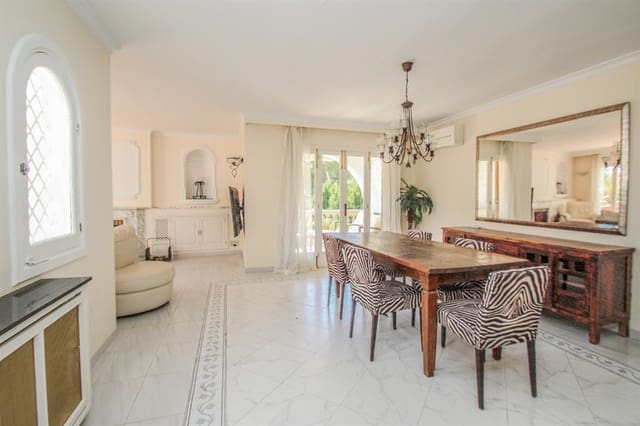 5 soveværelse Byhus til salg i Costa d'en Blanes, Calvià - € 1.700.000 (Ref: 7523930)