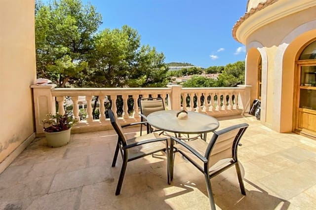 6 soveværelse Villa til salg i Peguera / Paguera, Calvià - € 1.920.000 (Ref: 7618432)