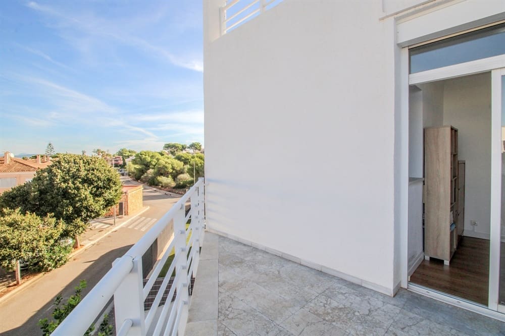 4 slaapkamer Rijtjeshuis te koop in Son Veri Nou - € 1.190.000 (Ref: 7827474)