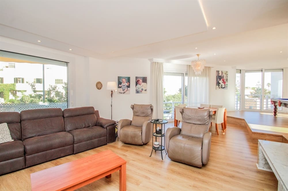 4 slaapkamer Rijtjeshuis te koop in Son Veri Nou - € 1.190.000 (Ref: 7827474)