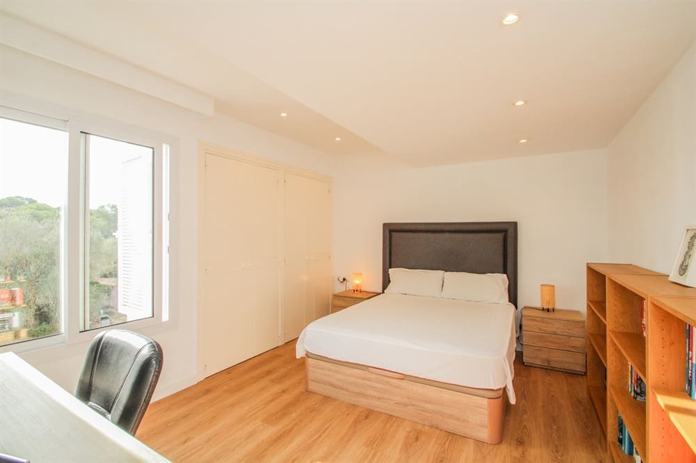 4 slaapkamer Rijtjeshuis te koop in Son Veri Nou - € 1.190.000 (Ref: 7827474)