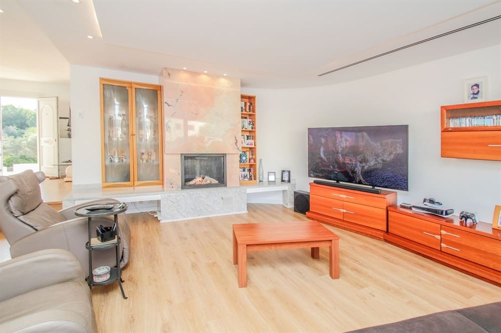 4 slaapkamer Rijtjeshuis te koop in Son Veri Nou - € 1.190.000 (Ref: 7827474)