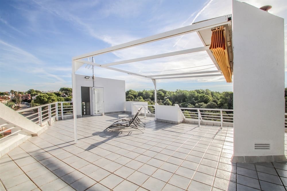 4 slaapkamer Rijtjeshuis te koop in Son Veri Nou - € 1.190.000 (Ref: 7827474)