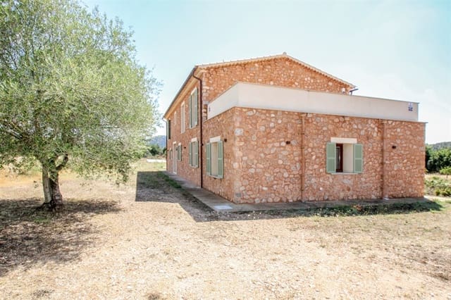 4 bedroom Villa for sale in Alaró - € 3,200,000 (Ref: 8389920)