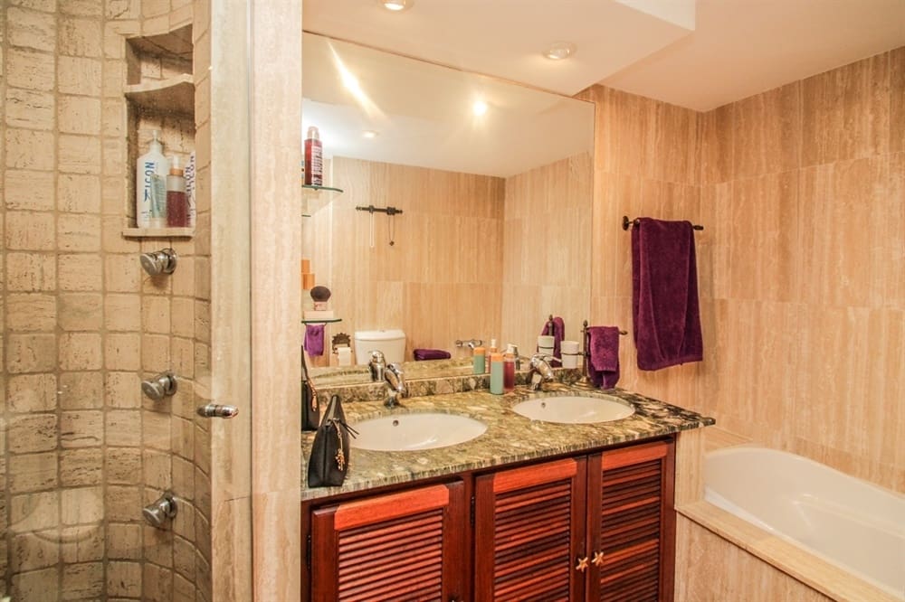 7 soveværelse Byhus til salg i Bendinat - € 7.500.000 (Ref: 8420537)