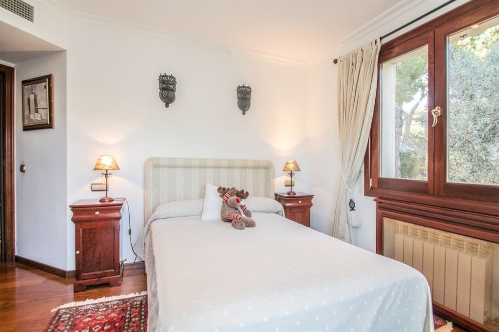 7 soveværelse Byhus til salg i Bendinat - € 7.500.000 (Ref: 8420537)