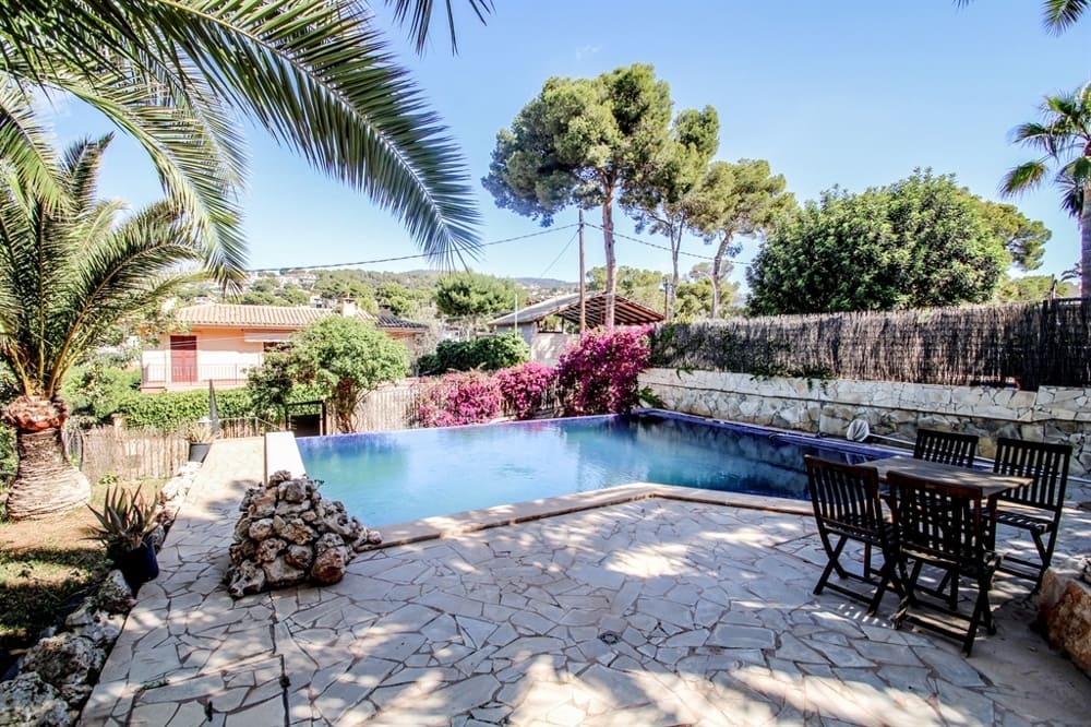 7 soveværelse Byhus til salg i Bendinat - € 7.500.000 (Ref: 8420537)