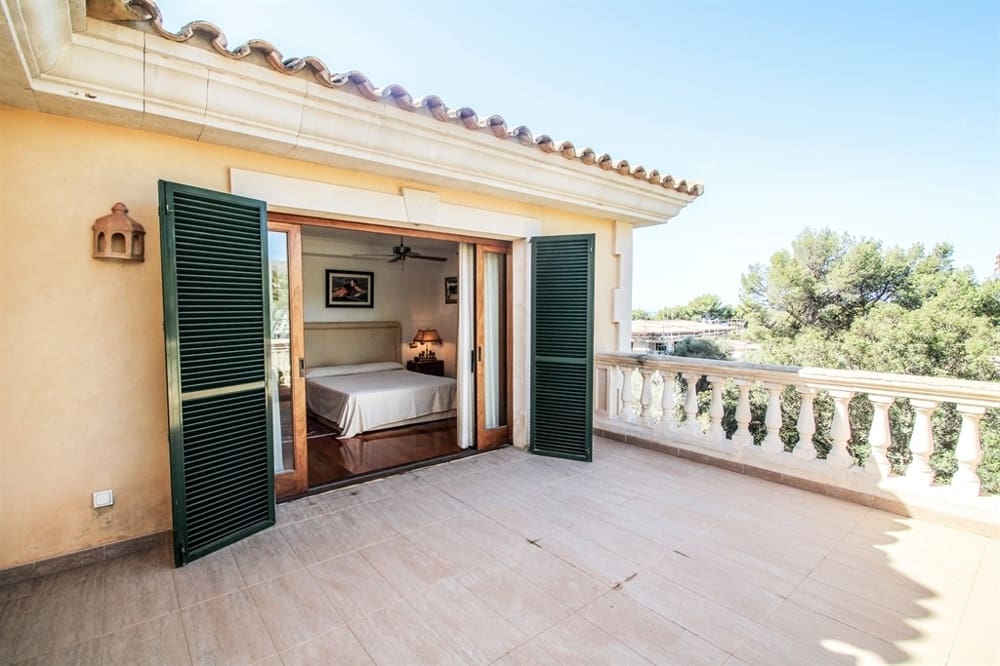 7 soveværelse Byhus til salg i Bendinat - € 7.500.000 (Ref: 8420537)