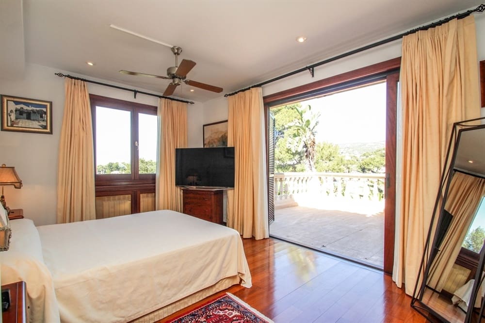 7 soveværelse Byhus til salg i Bendinat - € 7.500.000 (Ref: 8420537)