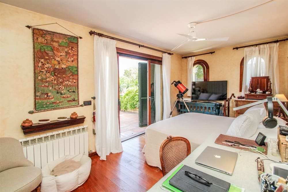 7 soveværelse Byhus til salg i Bendinat - € 7.500.000 (Ref: 8420537)