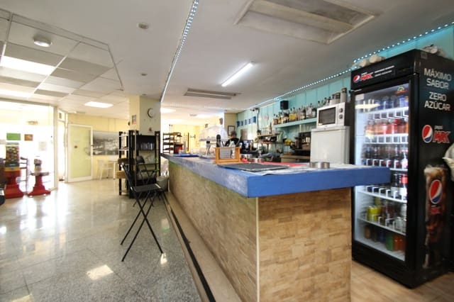 Restaurant/Bar til salg i L'Arenal / S'Arenal, Llucmajor - € 430.000 (Ref: 8563031)