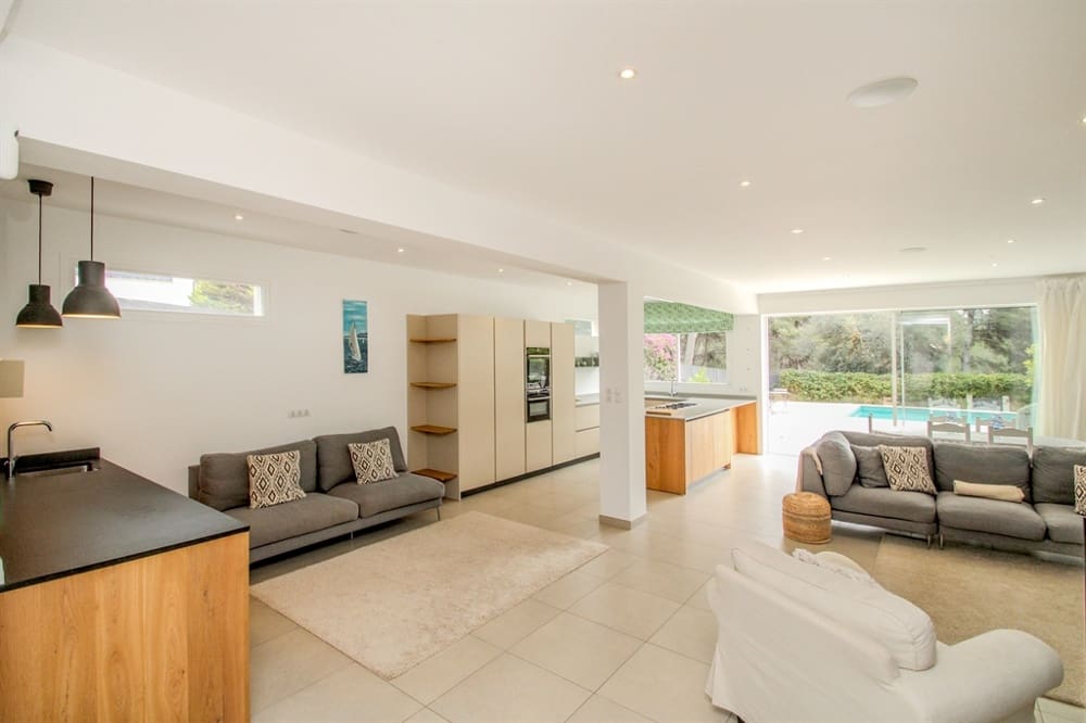 4 bedroom Villa for sale in Santa Ponsa - € 2,190,000 (Ref: 8826826)