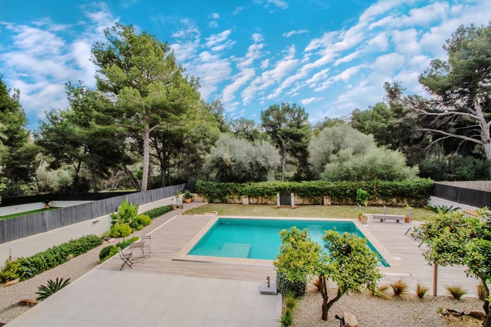 4 bedroom Villa for sale in Santa Ponsa - € 2,190,000 (Ref: 8826826)