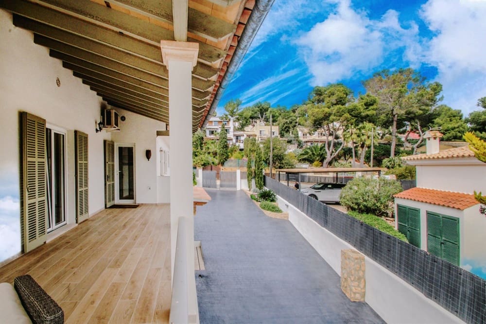 4 bedroom Villa for sale in Santa Ponsa - € 2,190,000 (Ref: 8826826)
