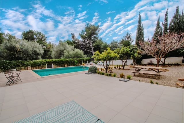 4 bedroom Villa for sale in Santa Ponsa, Calvià - € 2,190,000 (Ref: 8826826)