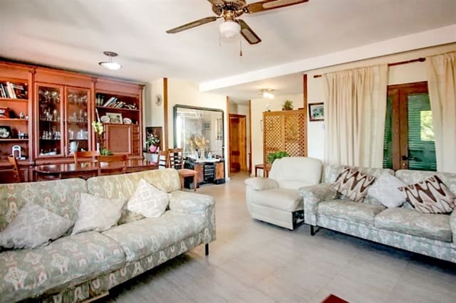 4 soveværelse Byhus til salg i Santa Ponsa, Calvià - € 650.000 (Ref: 8830208)