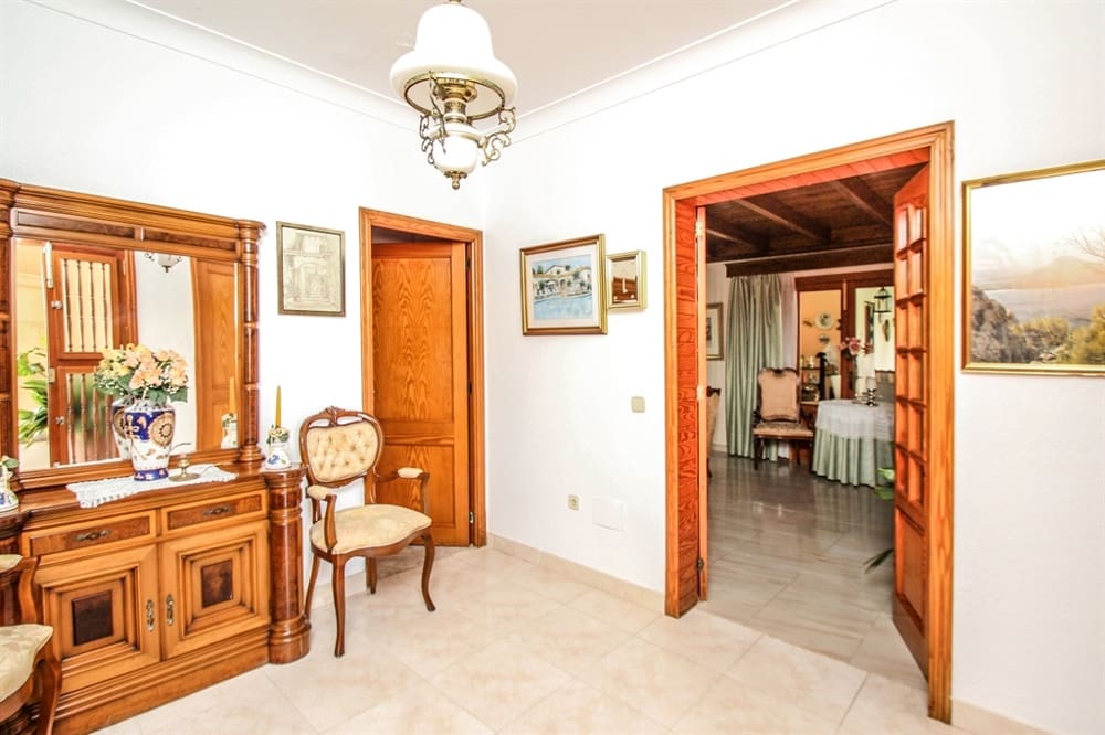 8 soveværelse Byhus til salg i Cala Ratjada - € 990.000 (Ref: 8846702)