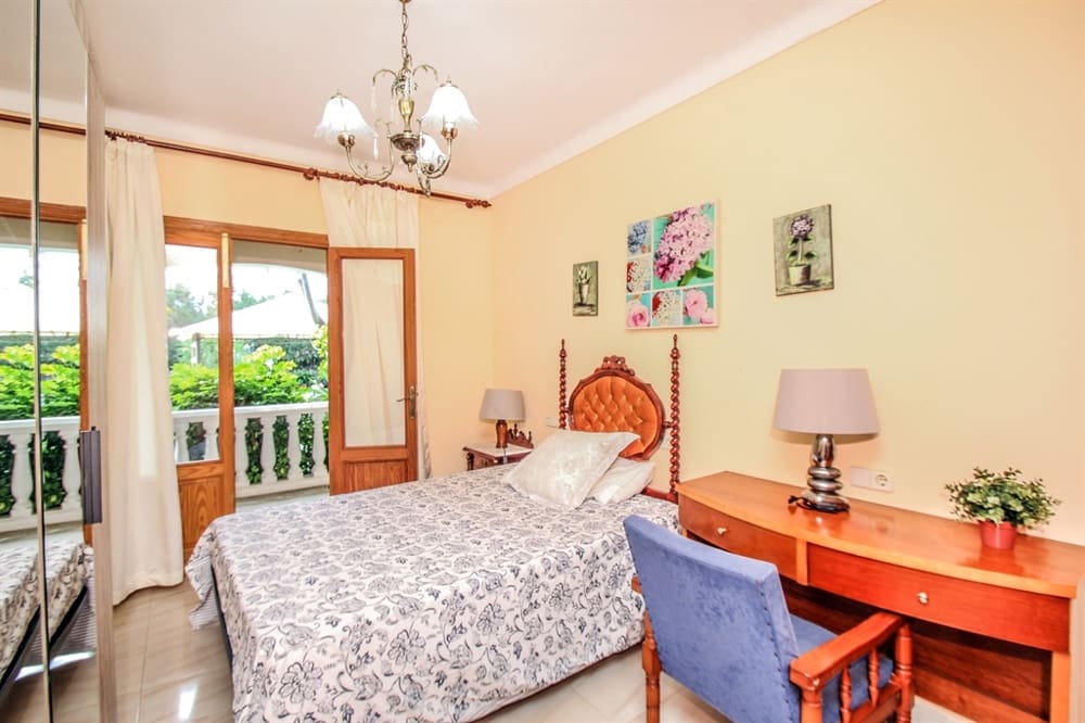 8 soveværelse Byhus til salg i Cala Ratjada - € 990.000 (Ref: 8846702)