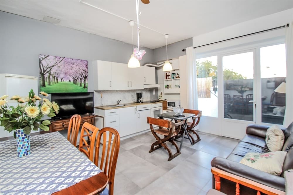 8 soveværelse Byhus til salg i Cala Ratjada - € 990.000 (Ref: 8846702)