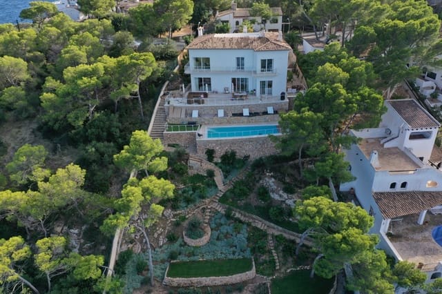 4 soveværelse Villa til salg i Palmanova, Calvià - € 7.900.000 (Ref: 8857803)