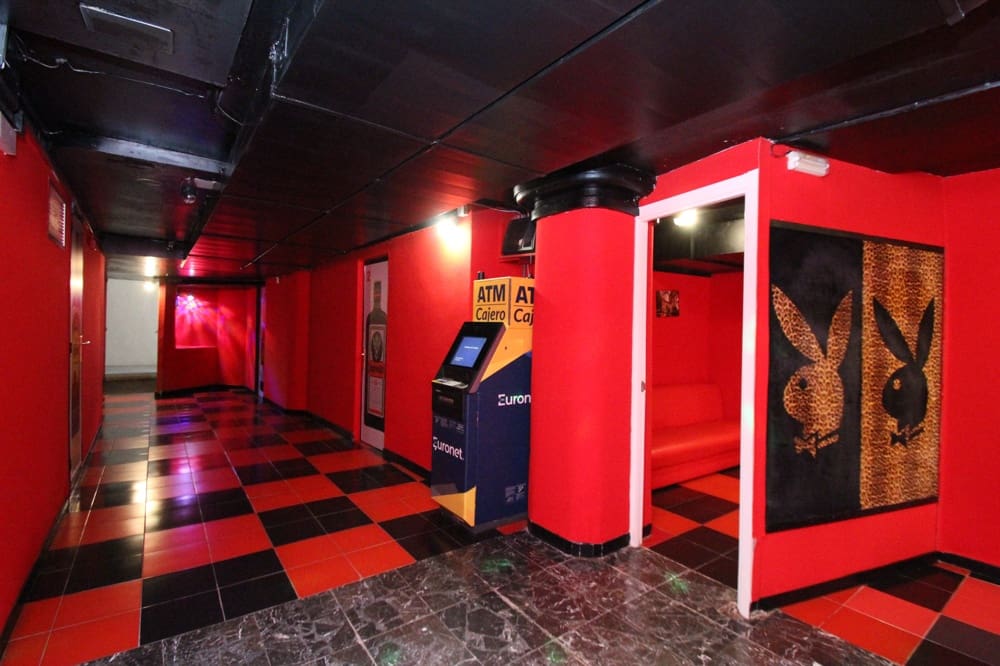 9 soveværelse Restaurant/Bar til salg i L'Arenal / S'Arenal - € 2.886.000 (Ref: 8881085)