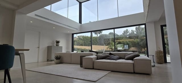 Chalet de 6 habitaciones en Santa Ponsa, Calvià en venta - 4.495.000 € (Ref: 8920882)