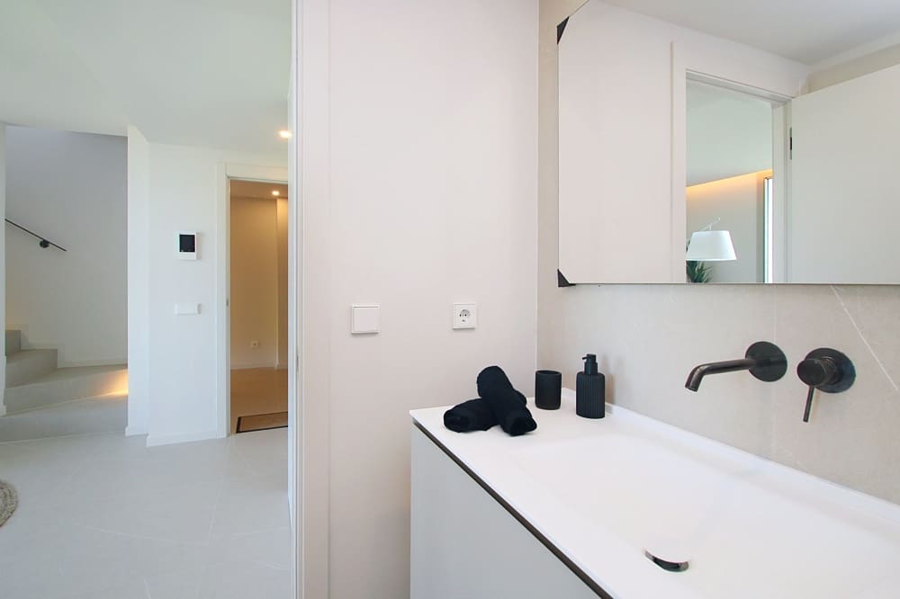 2 bedroom Penthouse for sale in Portixol - € 995,000 (Ref: 9401766)