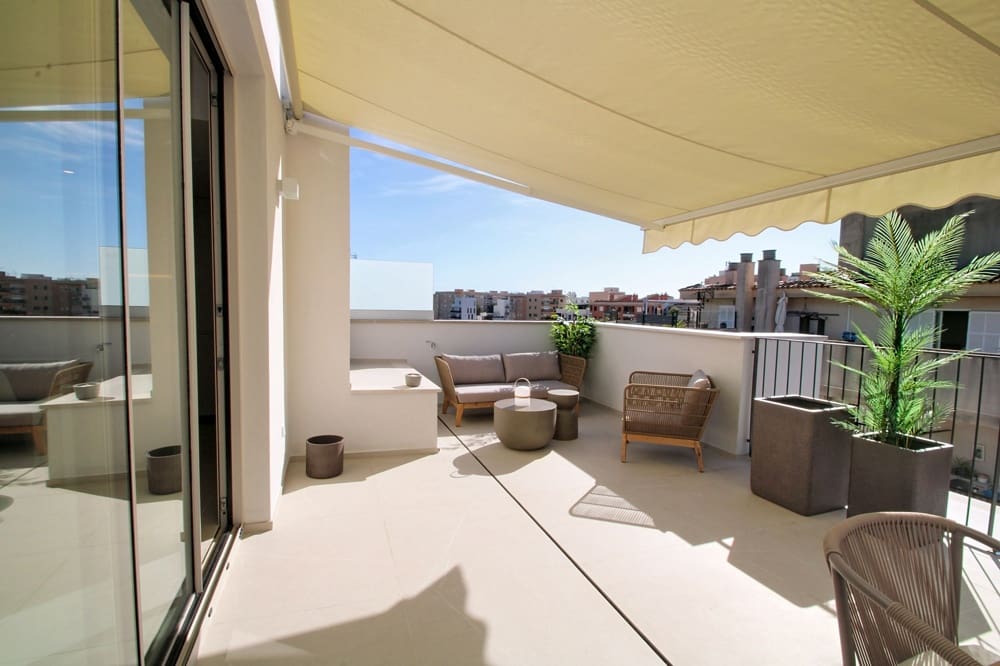 2 bedroom Penthouse for sale in Portixol - € 995,000 (Ref: 9401766)