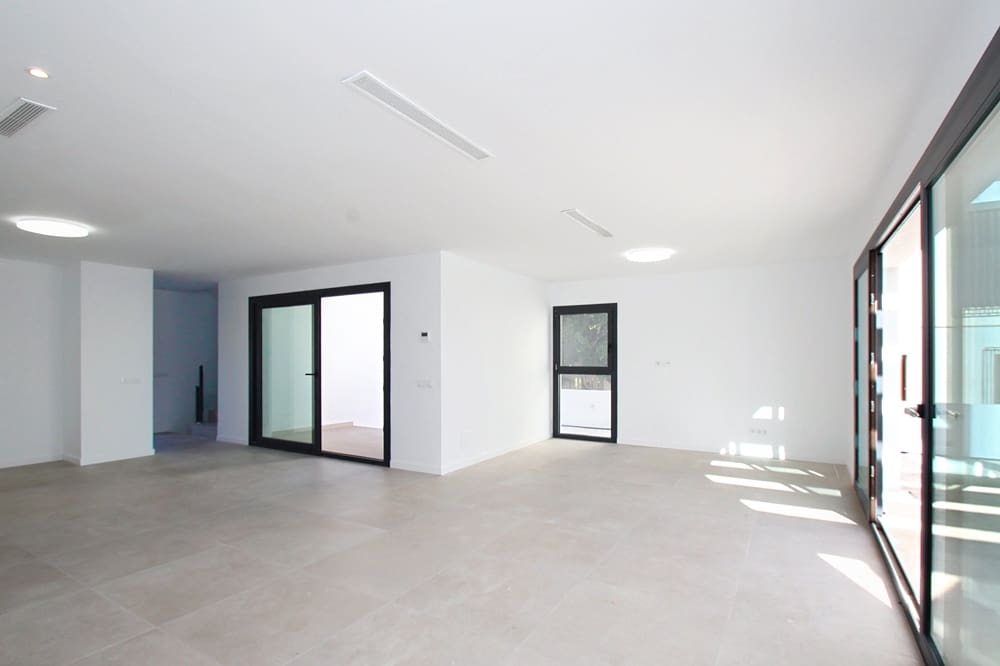 3 soveværelse Byhus til salg i Puig de Ros - € 890.000 (Ref: 9401768)