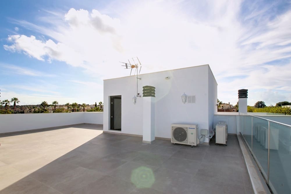 3 soveværelse Byhus til salg i Puig de Ros - € 890.000 (Ref: 9401768)