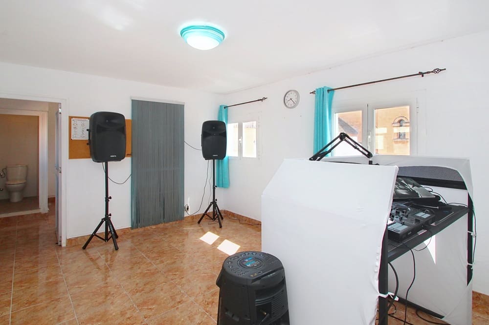 5 bedroom Townhouse for sale in Portixol - € 899,000 (Ref: 9404646)