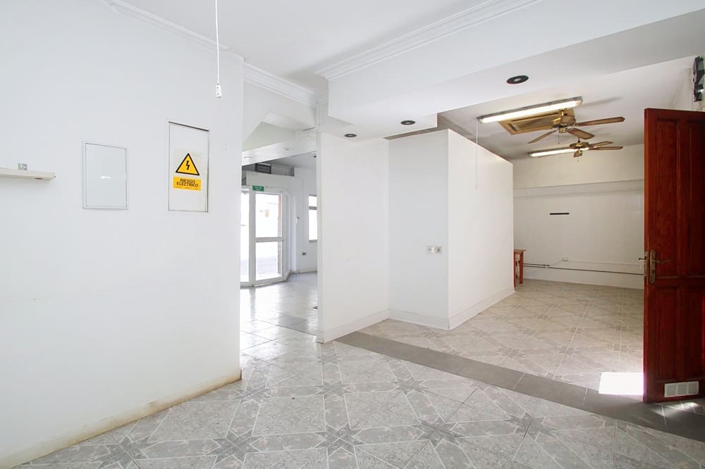 5 bedroom Townhouse for sale in Portixol - € 899,000 (Ref: 9404646)