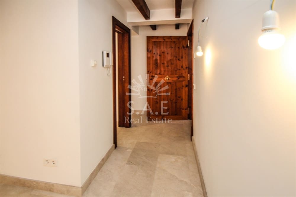 2 bedroom Flat for sale in Palma de Mallorca - € 1,235,000 (Ref: 9409767)
