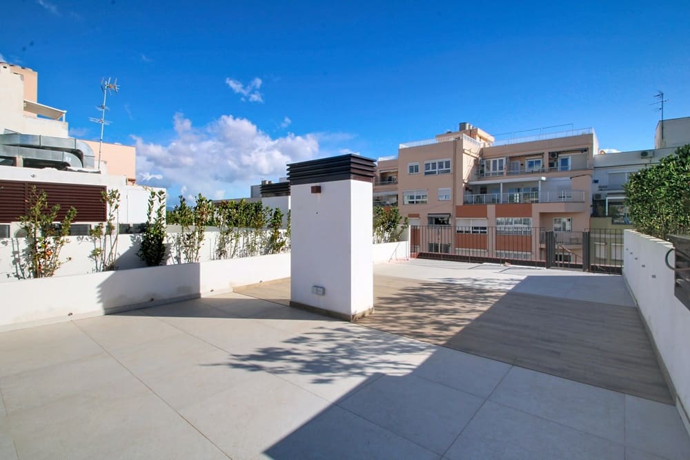 3 bedroom Penthouse for sale in Palma de Mallorca - € 2,399,000 (Ref: 9436476)