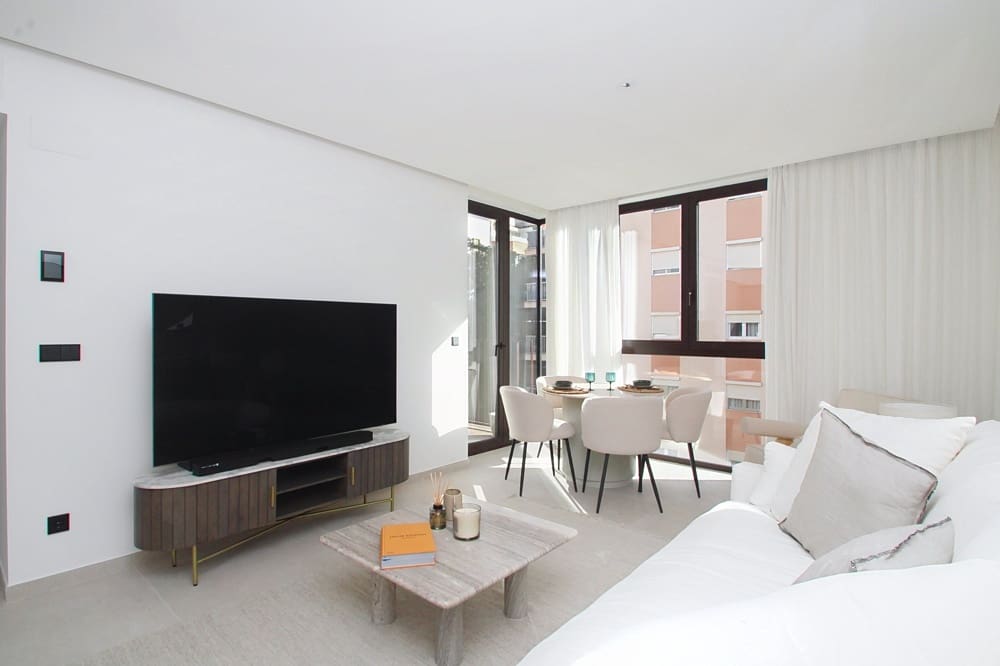 1 bedroom Flat for sale in Palma de Mallorca - € 599,000 (Ref: 9436477)