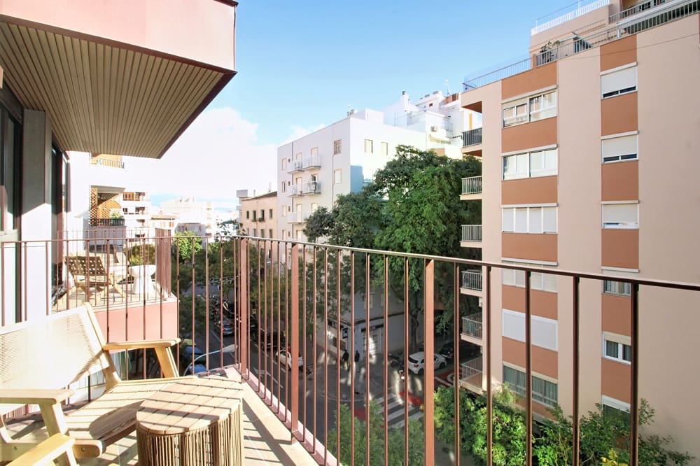 1 bedroom Flat for sale in Palma de Mallorca - € 599,000 (Ref: 9436477)